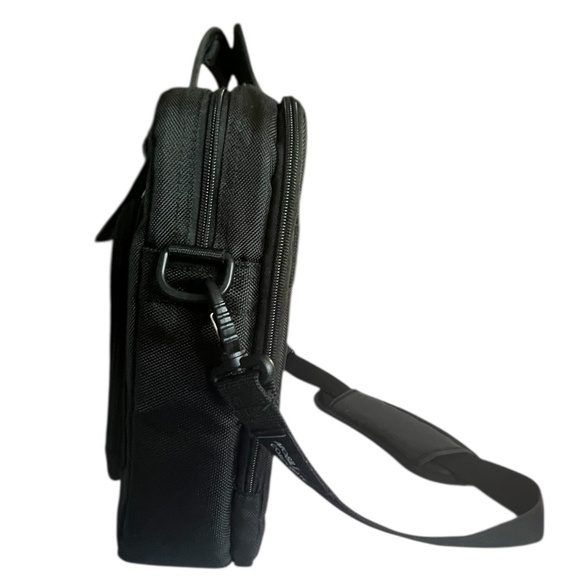 Mobile Edge Black Laptop Briefcase Shoulder Bag Padded 15-17" Computer Case Used - Picture 4 of 9